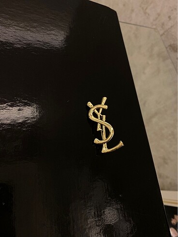 Ysl broş
