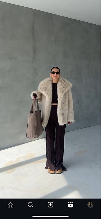 Zara model Yakalı taş rengi bej kürk