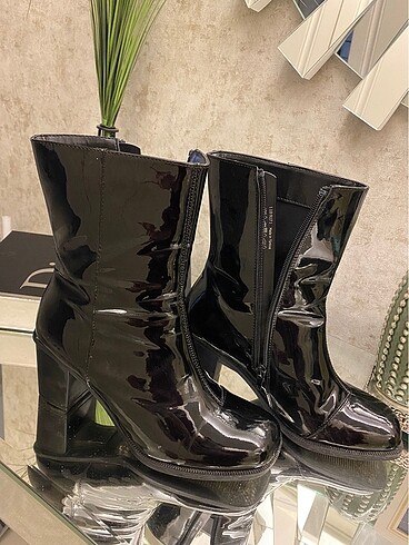Deichmann Rugan bot