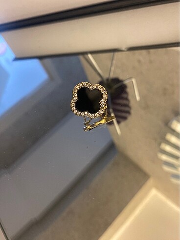 Siyah van cleef & arpels küpe