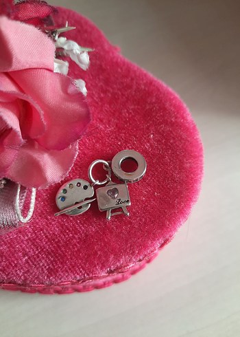 İthal Pembe Paletli  Fotograf Makineli Kadın Charm - Görsel 2