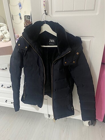 Zara lacivert şişme mont