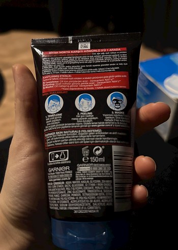 Garnier Saf & Temiz Kömürlü 3'ü 1 Arada Yüz Temizleyici - Görsel 3