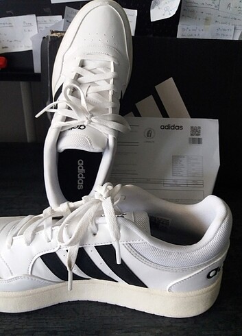 Adidas erkek hoops 3.0 beyaz ayakkabı