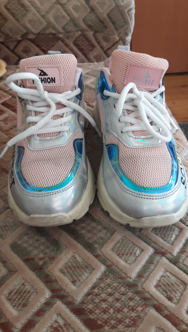 Pembe Bağcıklı  Spor Ayakkabı - Görsel 2