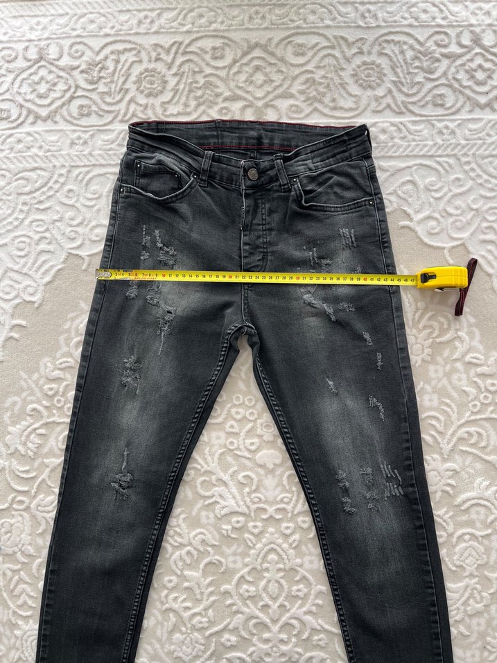Koyu Gri Yıkamalı Dar Kesim Jean — görsel 4/7