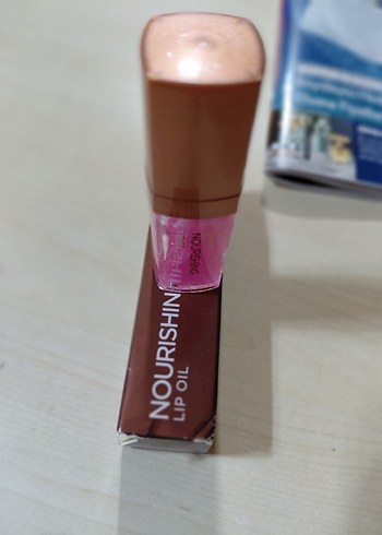 Avon Parlak Pembe Dudak Yağı - Görsel 2