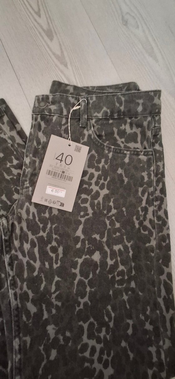 Stradivarius Düz kesim leopar pantolon - Görsel 4