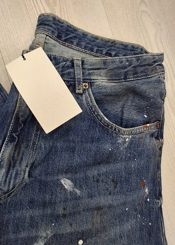 40 Beden beyaz Renk BOYA DESENLİ LOOSE FIT JEAN (Yeni sezon)