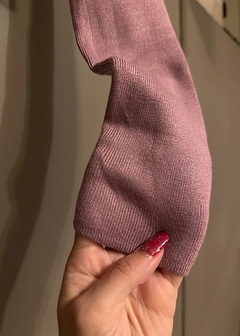 Pull and Bear Pembe Uzun Kollu Dar Kesim Crop Kadın Kazak