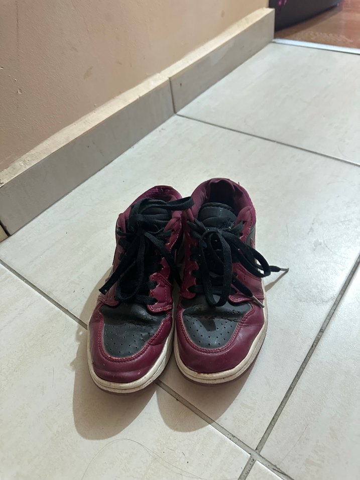 Nike Bordo Kadın Spor Ayakkabı - Görsel 3