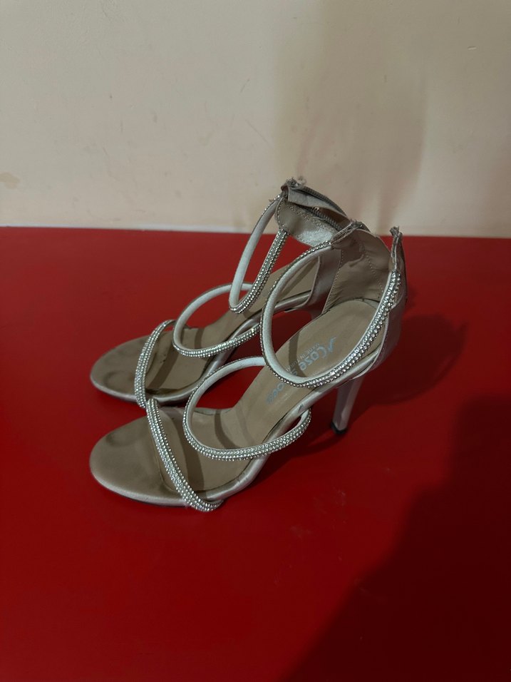 Diger Beyaz Yılan Desenli Stiletto Topuklu Ayakkabı - Görsel 4