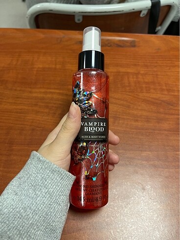bath and body works vampire blood