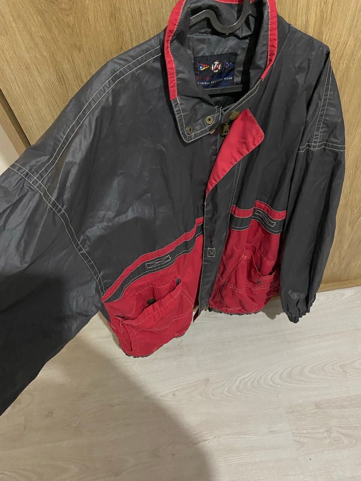 Düğmeli Siyah-Kırmızı  Deri Yağmurluk - Görsel 2