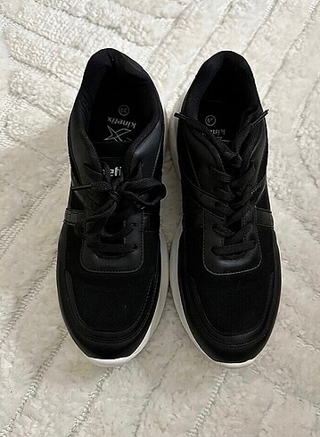 Kinetix kinetix sneaker