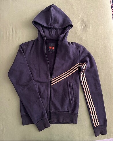 Adidas Sweatshirt