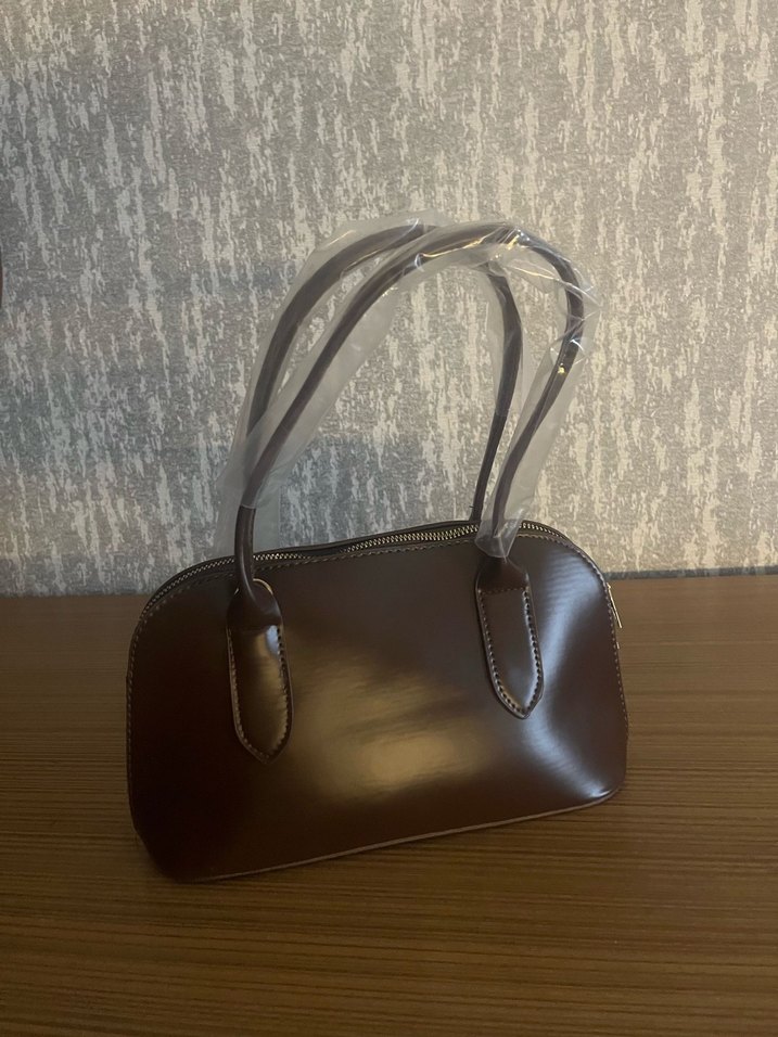 Kahverengi Muadil Kol Çantası - Görsel 2