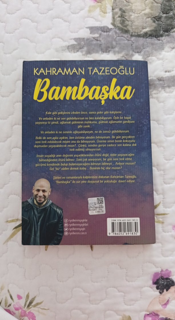 Bambaşka - Kahraman Tazeoğlu - Görsel 2