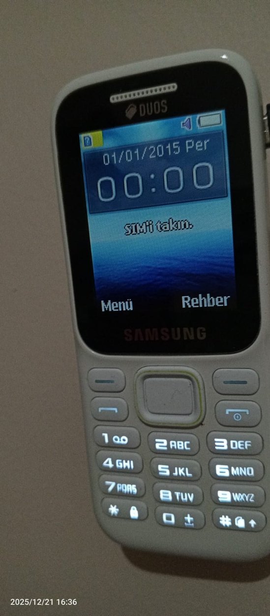 Samsung SM-E2250 Beyaz Düğmeli Telefon - Görsel 3