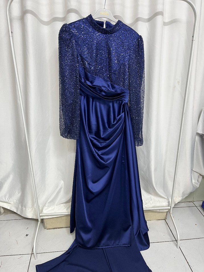 Uzun Kollu Drapeli Parlak Mavi Abiye Elbise - Görsel 3