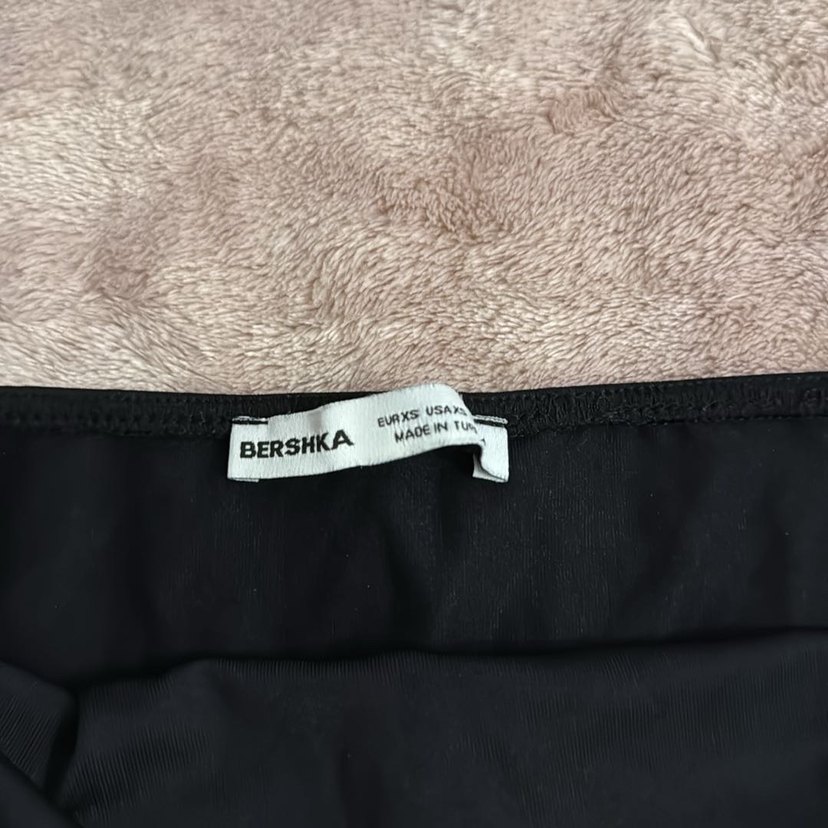 Straplez Bershka Ust - Görsel 3