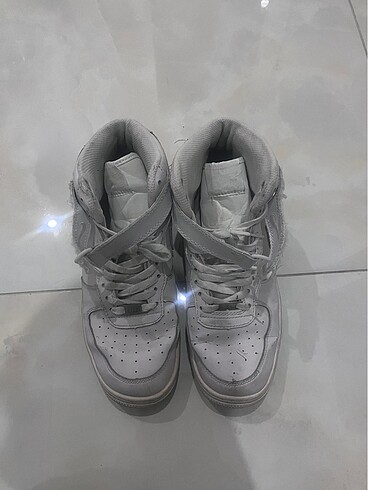 42 Beden beyaz Renk Nike air force mid 07