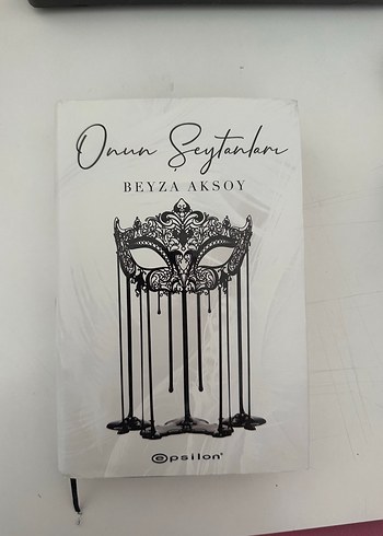 Onun Şeytanları - Beyza Aksoy Roman