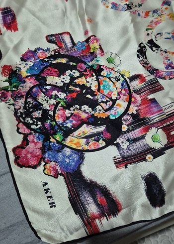 Çiçek Desenli Çok Renkli Kadın Fular - Görsel 2