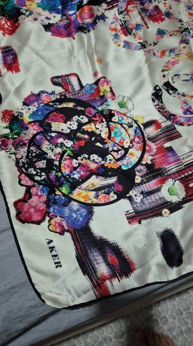 Çiçek Desenli Çok Renkli Kadın Fular - Görsel 2