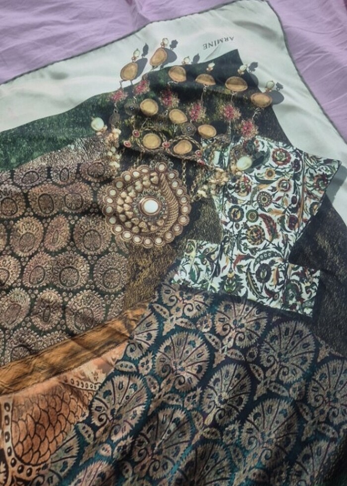 İpek eşarp - Görsel 3