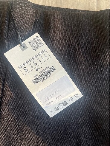 Zara Zara alt