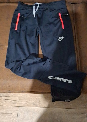 Diğer Nike Siyah Fermuarlı Eşofman Altı