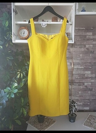 m Beden sarı Renk Sarı elbise