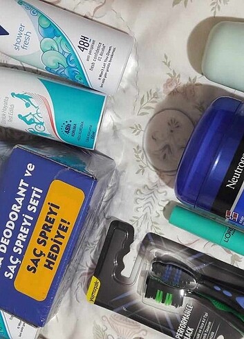Karışık kozmetik ürünler hepsi sifirdir - Görsel 2