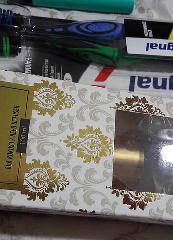 Karışık kozmetik ürünler hepsi sifirdir - Görsel 6