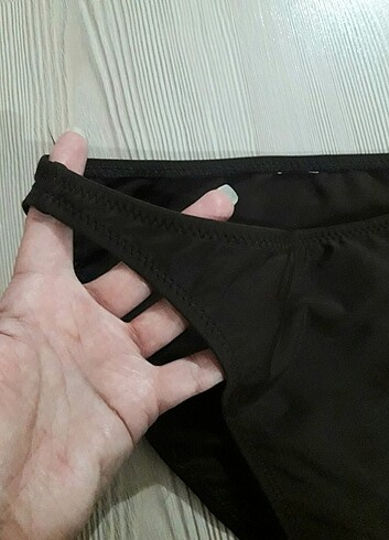 Diğer Bikini altı (hiç kullanılmamıştır)