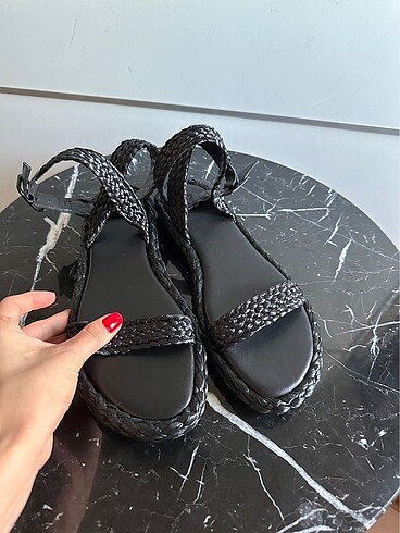 Massimo dutti sandalet
