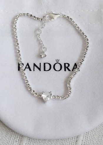 Pandora IŞILTILI KALP TENİS BİLEKLİK