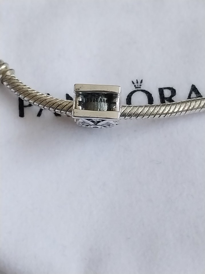 RENKLİ DÖNME DOLAP CHARM - Görsel 3