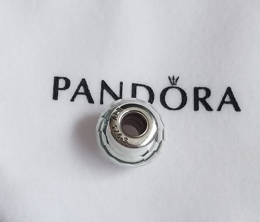 BEYAZ YÜZEYLİ CAM MURANO CHARM - Görsel 3