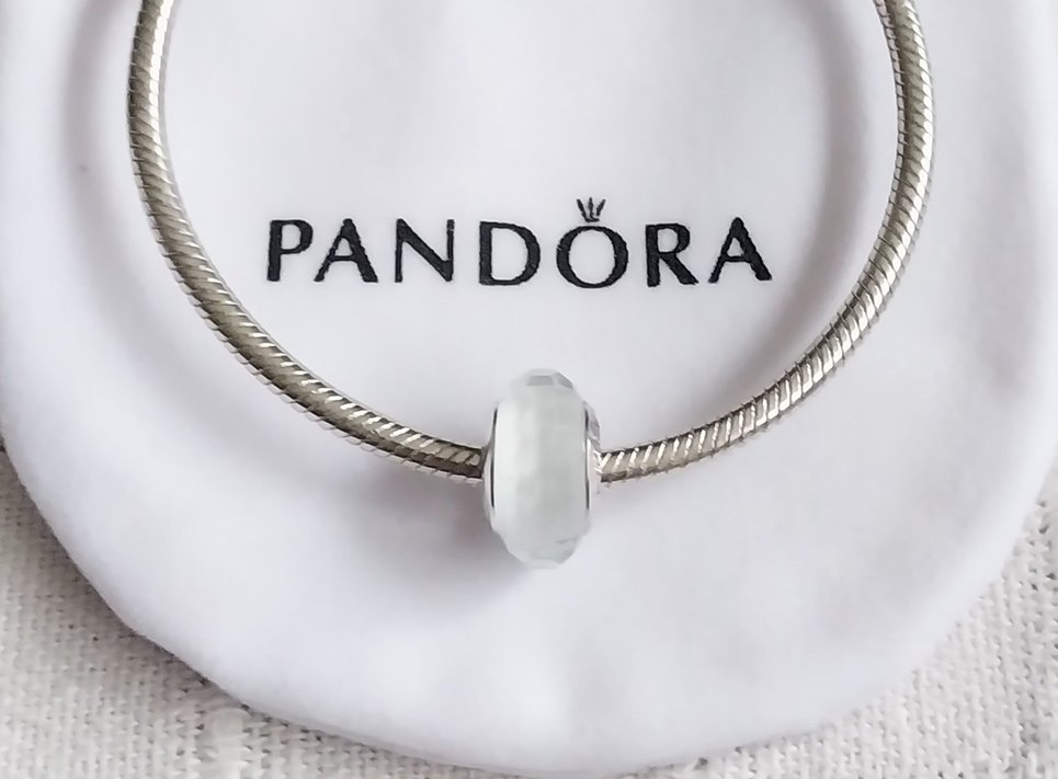 BEYAZ YÜZEYLİ CAM MURANO CHARM - Görsel 2