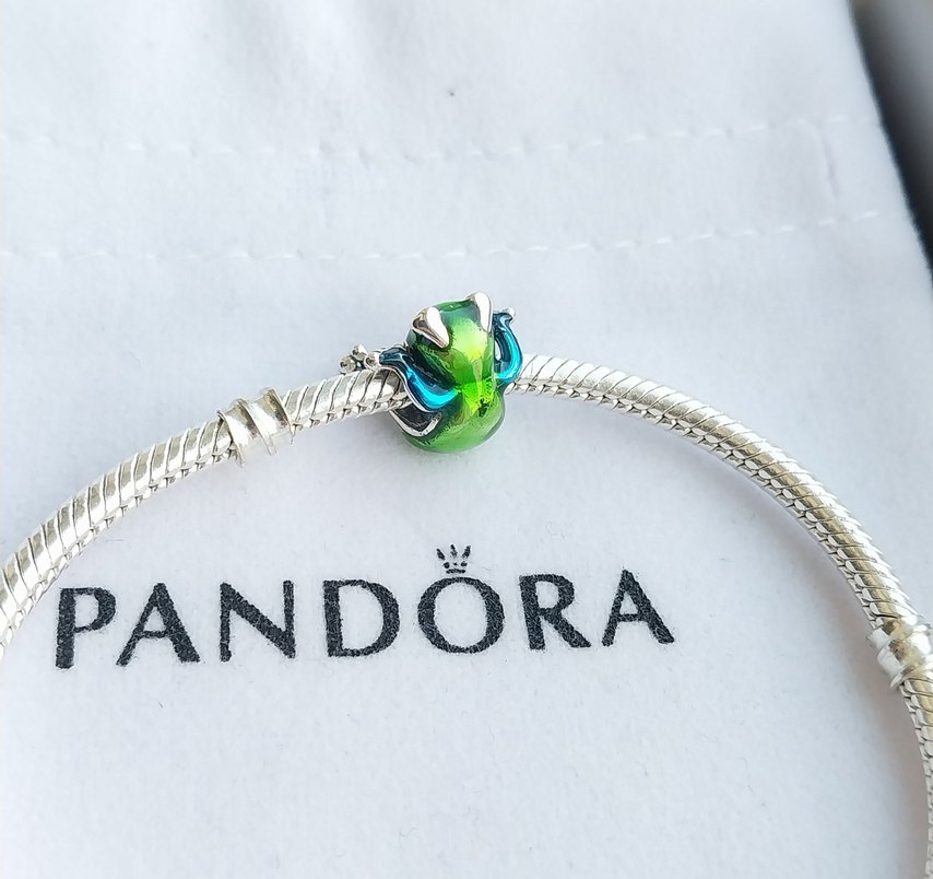 TIRMANAN KURBAĞA CHARM - Görsel 3