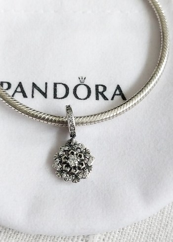 Işıltılı Kar Tanesi Çift Sallantılı Charm - Görsel 4