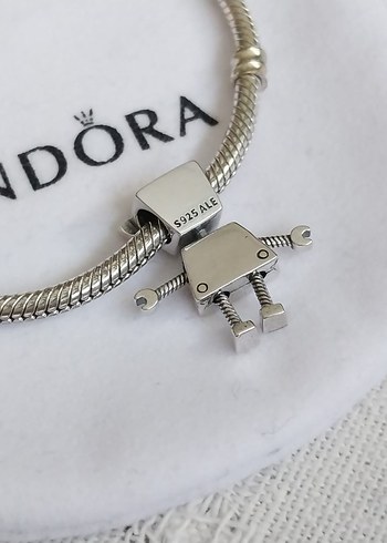 PANDORA BELLA BOT CHARM - Görsel 5