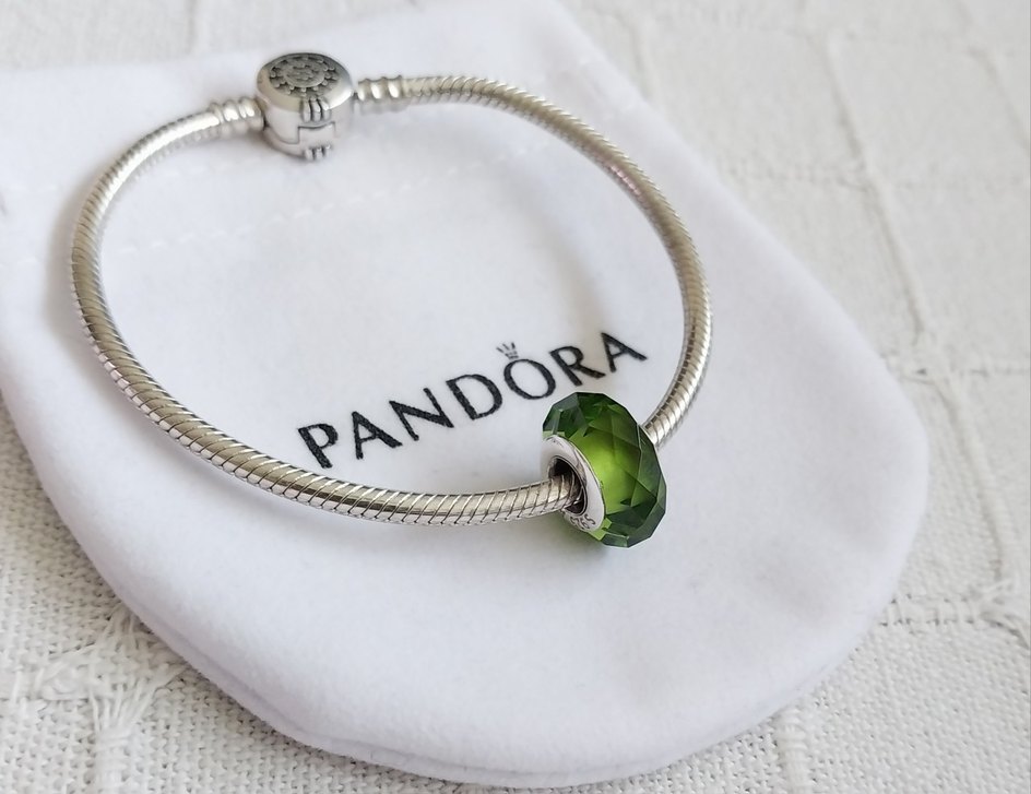 ÇOK YÖNLÜ YEŞİL RENKLİ CAM MURANO CHARM - Görsel 4