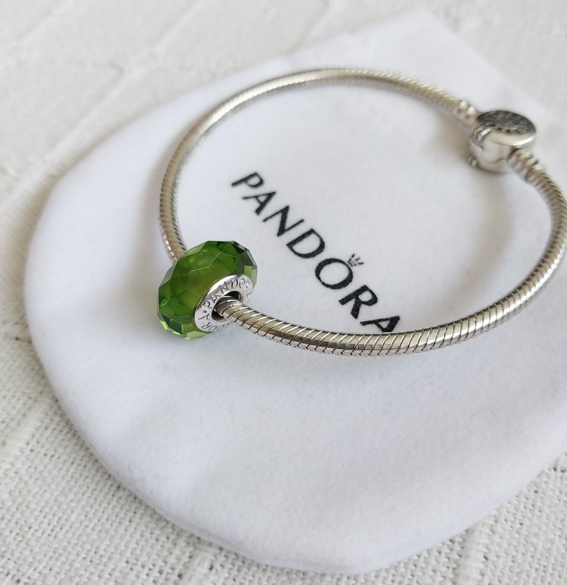 ÇOK YÖNLÜ YEŞİL RENKLİ CAM MURANO CHARM - Görsel 2