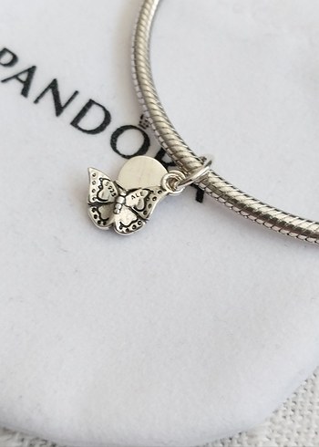 MAVİ KELEBEK VE YAZILI ÇİFT SALLANTILI CHARM - Görsel 3