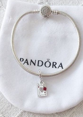 KUPA KIZI ÇİFT SALLANTILI CHARM - Görsel 6