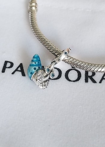 Karanlıkta Parlayan Yengeç Sallantılı Charm - Görsel 3