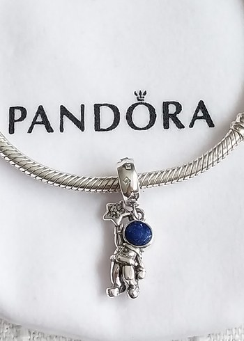 Galaksideki Astronot Sarkma Tılsımı Charm - Görsel 2